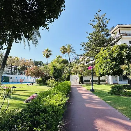 Apartment Golden Mile